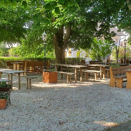Landgasthof Geltinger Hotel Adlkofen Екстериор снимка