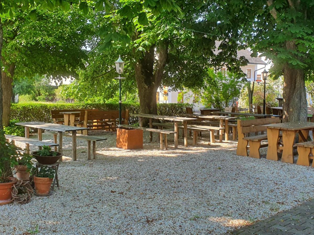Landgasthof Geltinger Hotel Adlkofen Екстериор снимка